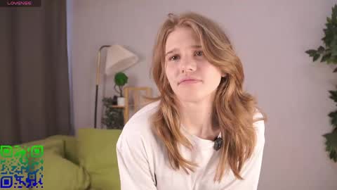 Sofia  online show from April 8, 7:32 am