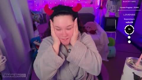 Jenn online show from February 12, 3:25 pm