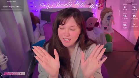 Jenn online show from February 9, 3:36 pm