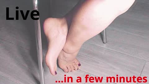 Jenny online show from February 16, 2:00 pm