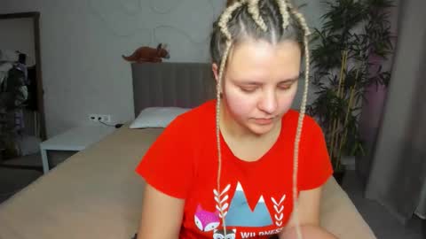 Snapshot of jenny_jimmy chatting on October 24, 9:38 am Jenny online show from October 24, 9:38 am