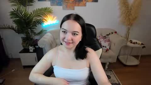 jenny_shy_girl online show from October 4, 8:20 am