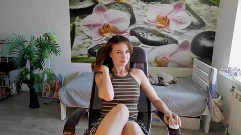 Snapshot of jennycutey chatting on September 11, 4:35 am jennycutey online show from September 11, 4:35 am
