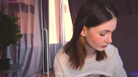 jennyfer_me online show from May 24, 1:10 pm