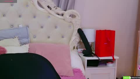Jenny Ferguson online show from May 9, 6:32 pm