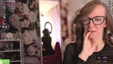 jesica_moon_peachyy online show from May 21, 3:59 am