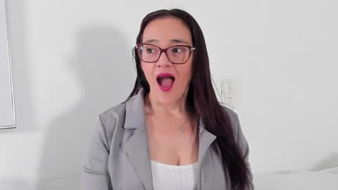 jessica herreraToday I will be your devil and you my victim online show from May 15, 9:39 pm