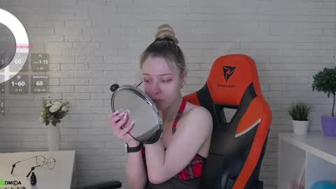 jessefost online show from April 4, 4:33 am