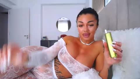 Jess online show from July 22, 11:33 am