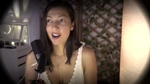 Jessica Gomez online show from May 24, 3:49 am