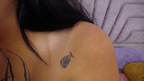 Jessica Kraft online show from October 16, 2:14 am