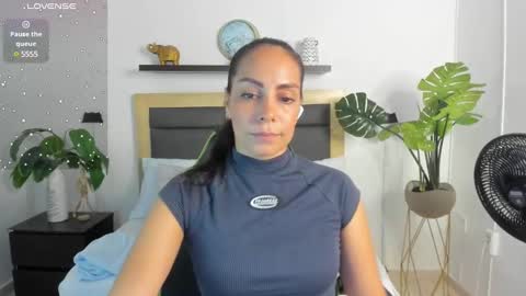 jessica_taylor_22 online show from December 6, 7:33 pm