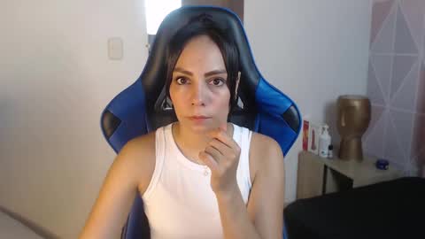 jessica_taylor_22 online show from December 9, 12:30 pm
