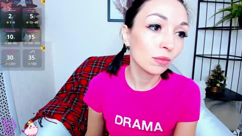 Snapshot of jessica_tiny chatting on December 14, 4:56 am Jessica online show from December 14, 4:56 am