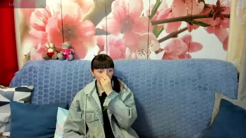 jessicaforris online show from May 6, 7:12 am