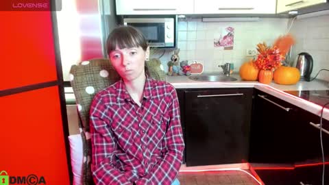 jessicaforris online show from September 25, 7:40 am