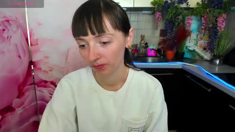 jessicaforris online show from April 29, 7:22 am