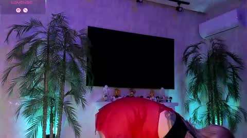 Gloria   online show from May 13, 11:32 pm
