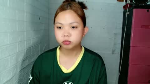 Jessie online show from April 20, 1:58 pm