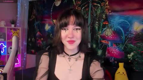 jessiefrost online show from October 28, 8:25 pm