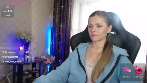 Jess online show from May 18, 4:07 am