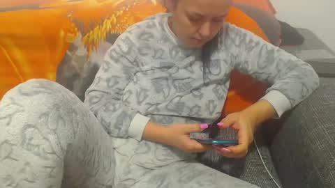 jessiestar3 online show from February 20, 11:54 pm