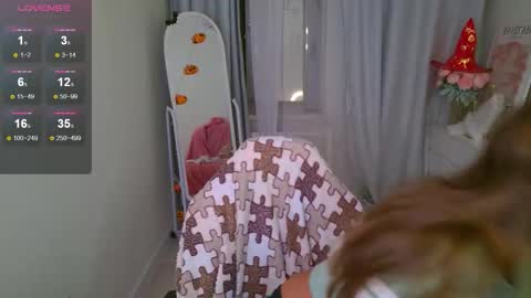 Jessi online show from October 25, 2:03 pm