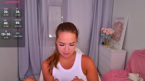 Jessi online show from September 12, 2:02 pm