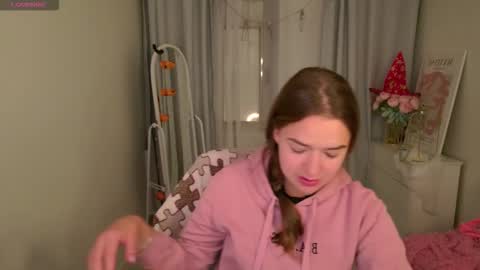 Jessi online show from November 3, 1:48 pm