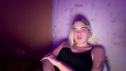 jessika_evans online show from October 5, 2:55 pm