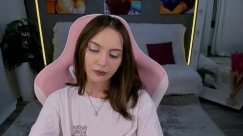 JesssWalker online show from July 9, 6:32 pm