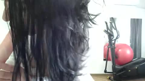 Snapshot of jessy_greys chatting on October 9, 9:24 am Jessy online show from October 9, 9:24 am