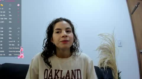 jessye_golden online show from May 13, 4:57 pm