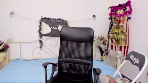 Jessy online show from December 31, 4:06 am