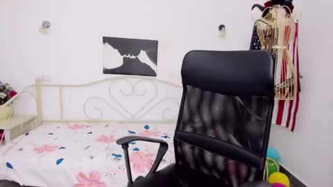 Jessy online show from January 15, 4:00 pm