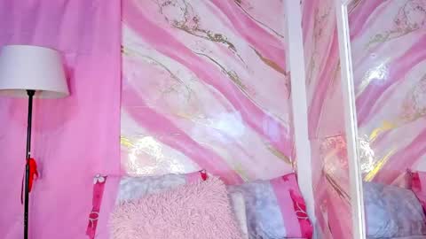 Jessy online show from May 22, 1:42 pm