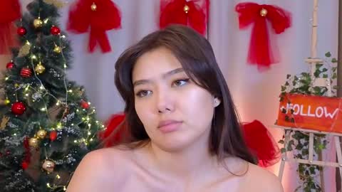 Hi all. My name is Naomi and Im glad to see you in my room  online show from December 23, 4:06 pm