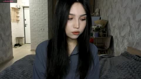 I am Gina ntmu Lets hit 10 Thumbs Up together online show from May 26, 8:02 am