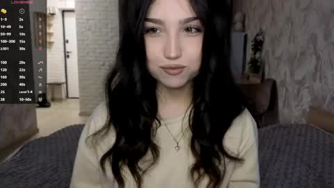 I am Gina ntmu Lets hit 10 Thumbs Up together online show from May 15, 9:12 am