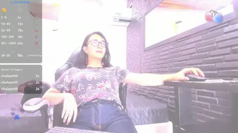 Queen online show from February 18, 7:21 pm