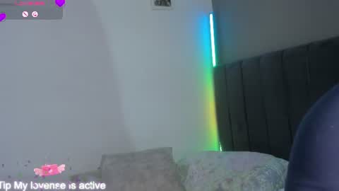jhackelin  My independent account online show from July 25, 1:56 am