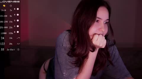 jia_lisaa online show from May 28, 8:34 am