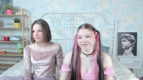 Alla online show from December 17, 3:39 am