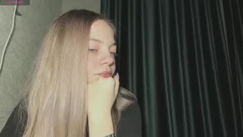 Steff online show from November 25, 6:42 pm