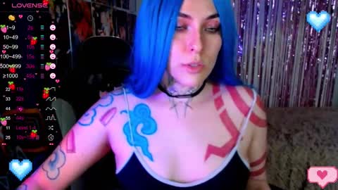 Snapshot of jinx_25 chatting on February 10, 9:36 am Jinx online show from February 10, 9:36 am