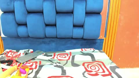 jisooluv online show from May 16, 8:08 pm