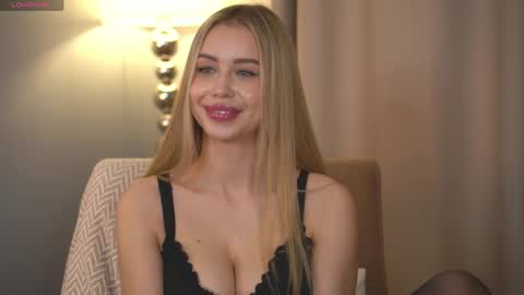 Jenny online show from May 19, 8:32 am