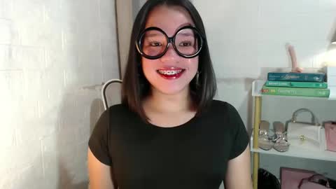 Joana online show from December 15, 8:47 pm