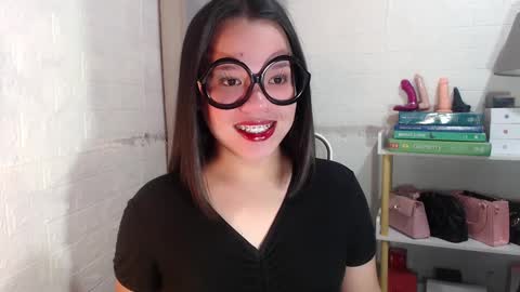 Joana online show from January 5, 7:17 pm