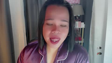 Joana online show from May 5, 10:13 pm